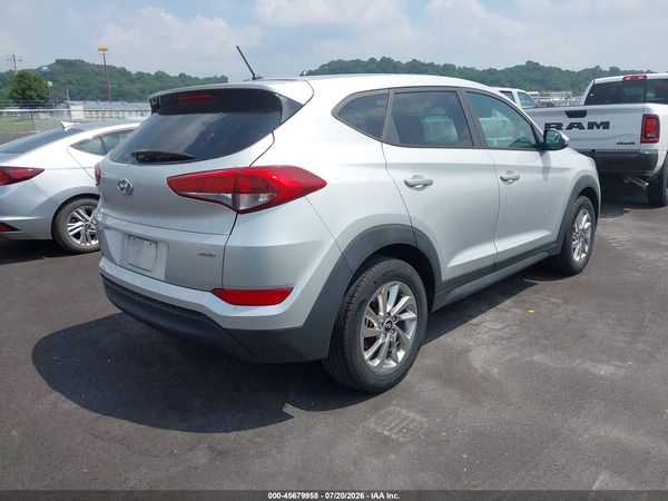 2018 HYUNDAI TUCSON SE
