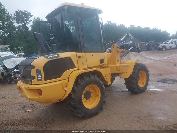 2016 VOLVO L30G