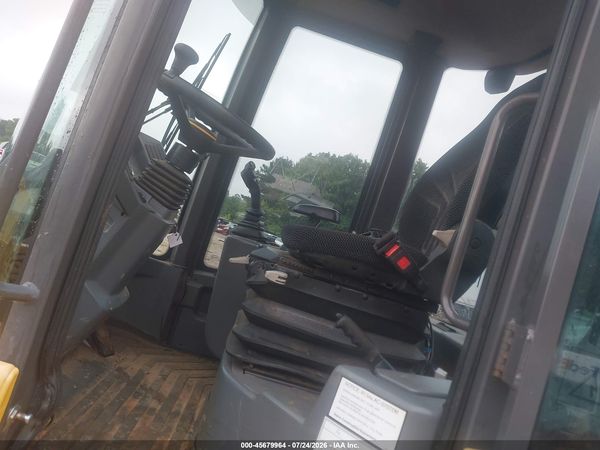2016 VOLVO L30G