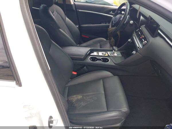 2025 GENESIS G70 2.5T RWD