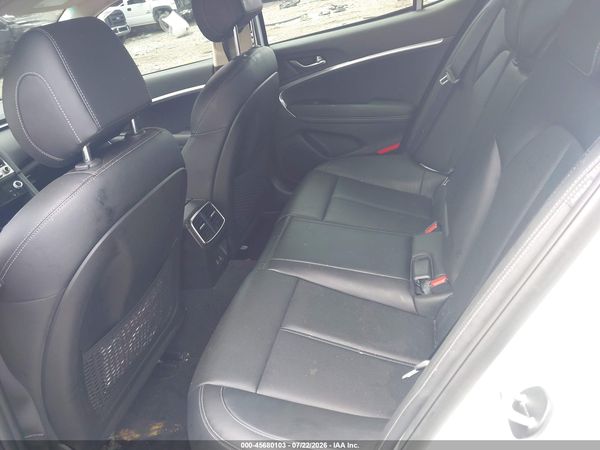 2025 GENESIS G70 2.5T RWD