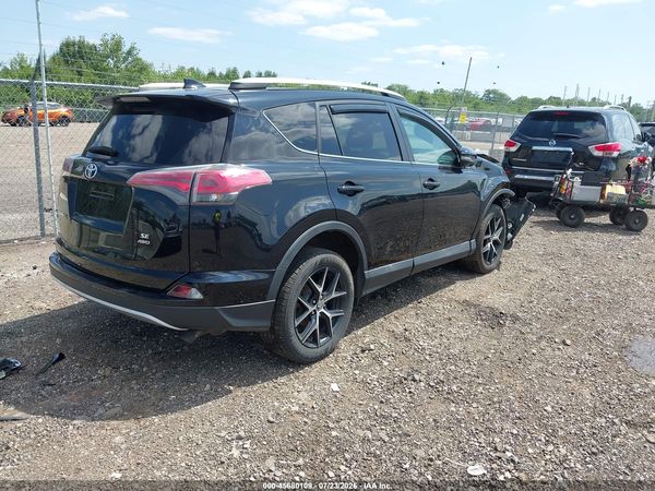 2016 TOYOTA RAV4 SE
