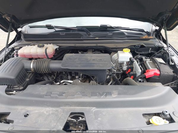 2024 RAM 1500 BIG HORN  4X4 6'4 BOX