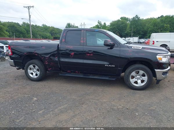 2024 RAM 1500 BIG HORN  4X4 6'4 BOX