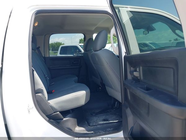 2017 RAM 3500 TRADESMAN  4X4 8' BOX