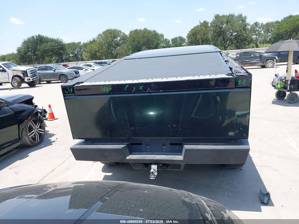 2024 TESLA CYBERTRUCK