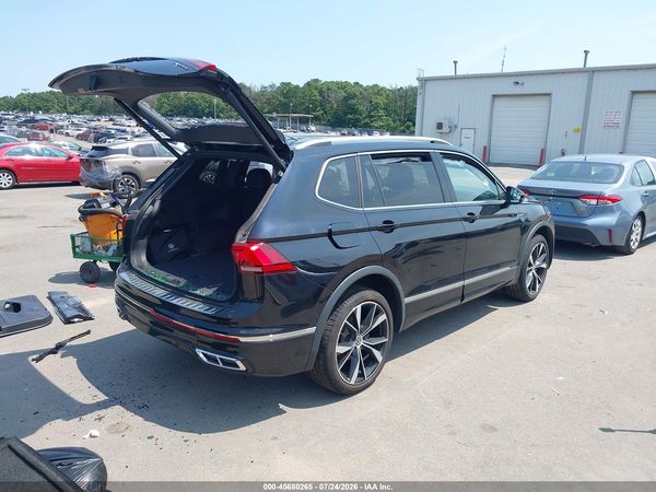 2024 VOLKSWAGEN TIGUAN 2.0T SEL R-LINE — I4
