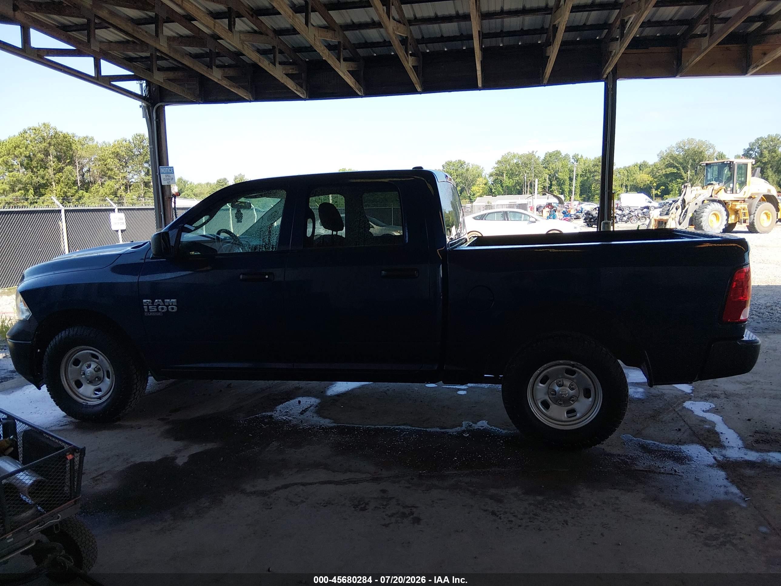 2019 RAM 1500 CLASSIC TRADESMAN  4X4 5'7 BOX