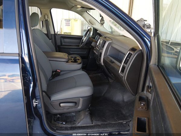 2019 RAM 1500 CLASSIC TRADESMAN  4X4 5'7 BOX