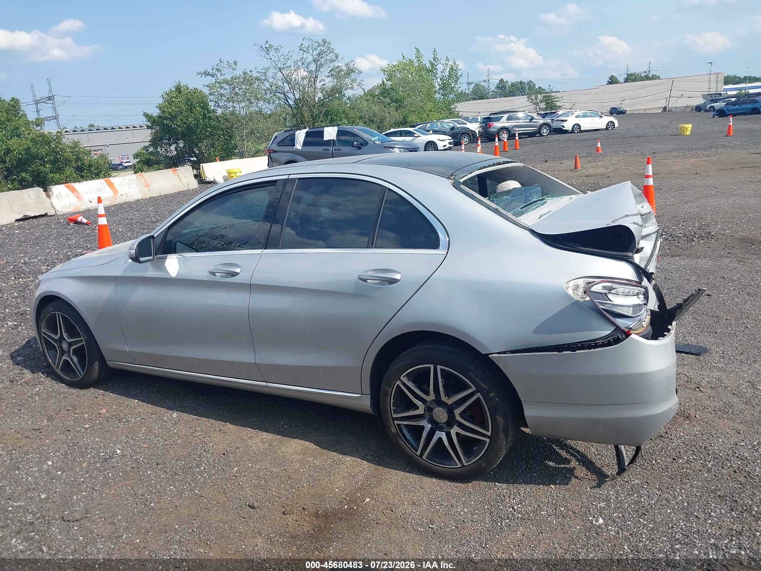 2015 MERCEDES-BENZ C 300 4MATIC
