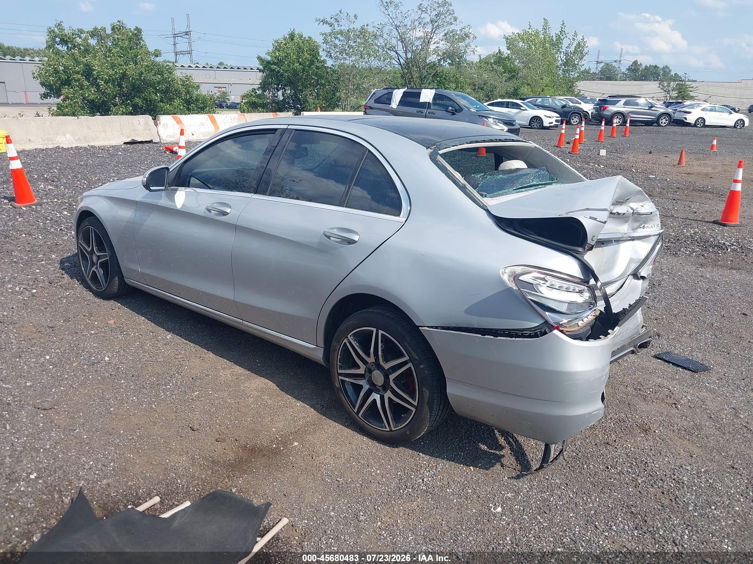 2015 MERCEDES-BENZ C 300 4MATIC