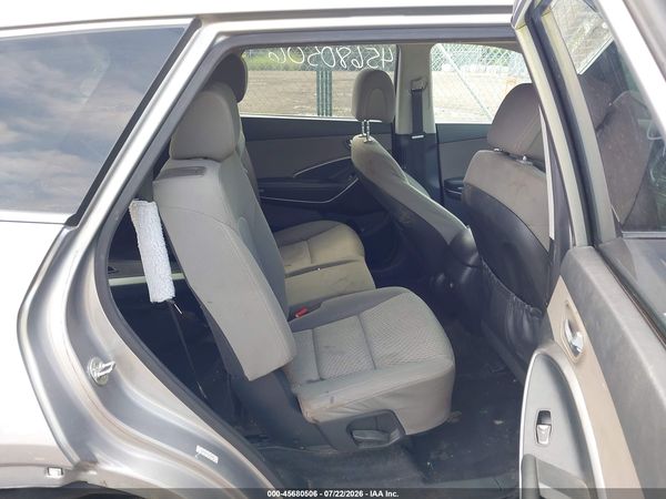 2019 HYUNDAI SANTA FE XL SE