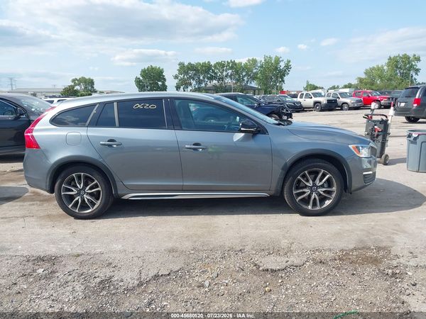 2017 VOLVO V60 CROSS COUNTRY T5