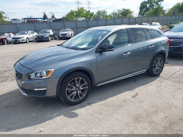 2017 VOLVO V60 CROSS COUNTRY T5
