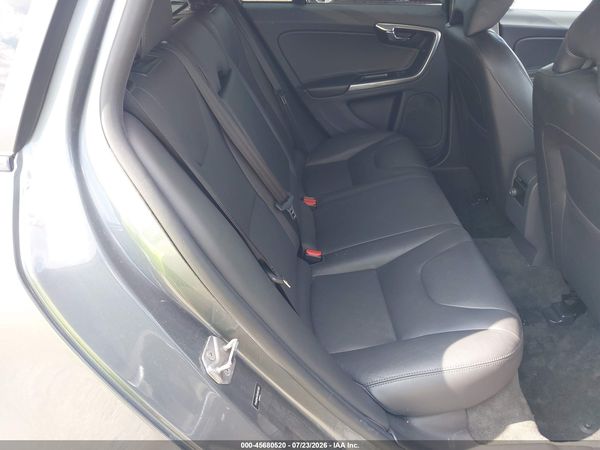 2017 VOLVO V60 CROSS COUNTRY T5