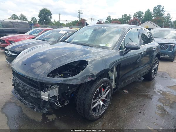 2022 PORSCHE MACAN S