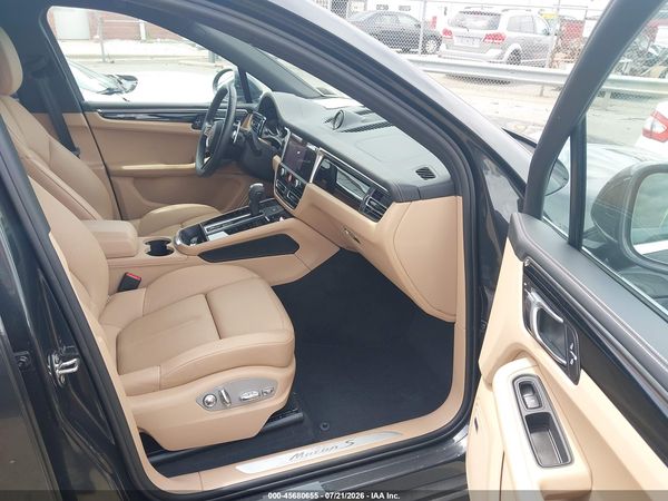 2022 PORSCHE MACAN S