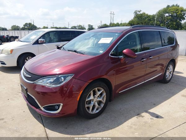 2017 CHRYSLER PACIFICA TOURING-L — I2