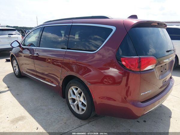 2017 CHRYSLER PACIFICA TOURING-L — I3