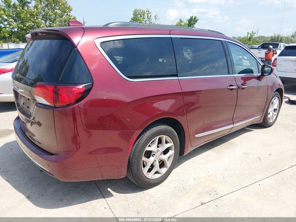 2017 CHRYSLER PACIFICA TOURING-L — I4