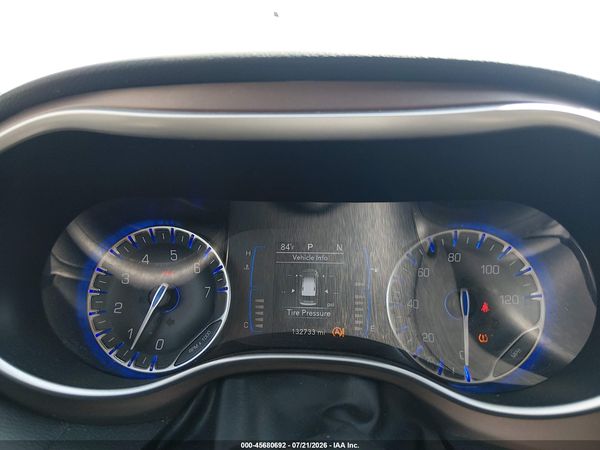 2017 CHRYSLER PACIFICA TOURING-L — I7