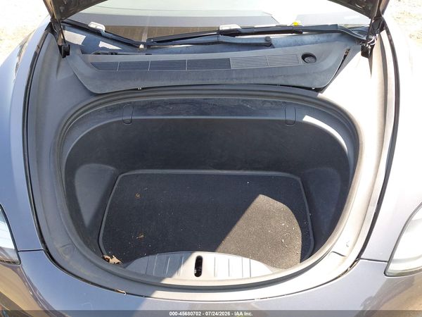 2018 TESLA MODEL 3 LONG RANGE/PERFORMANCE