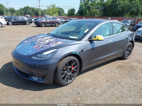 2018 TESLA MODEL 3 LONG RANGE/PERFORMANCE