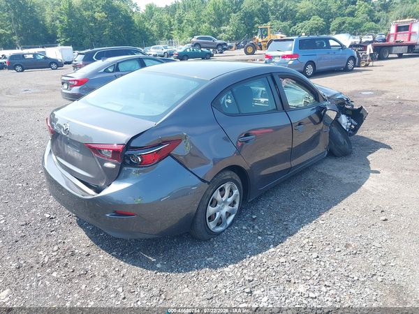 2018 MAZDA MAZDA3 SPORT
