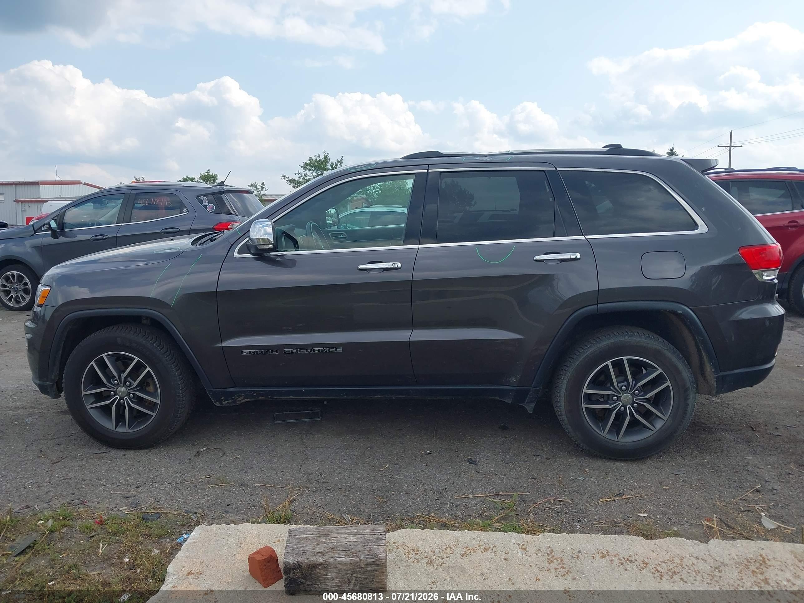 2017 JEEP GRAND CHEROKEE LIMITED