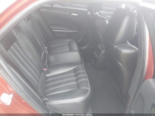 2021 CHRYSLER 300 300S — I8