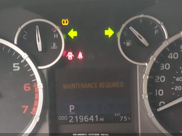 2016 TOYOTA TUNDRA SR5 5.7L V8