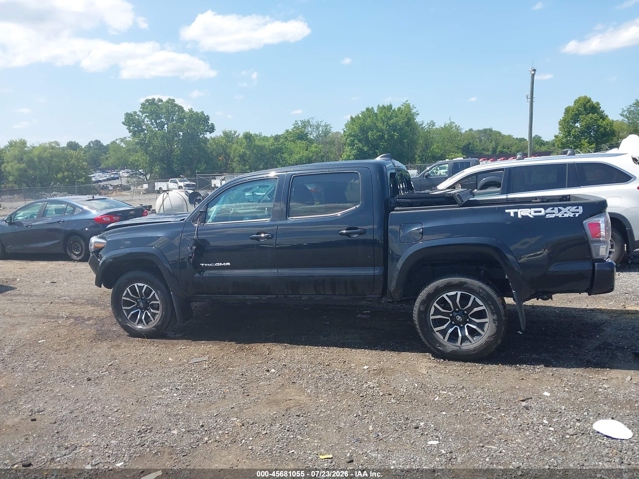 2023 TOYOTA TACOMA TRD SPORT