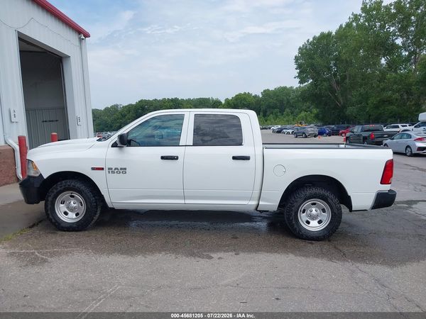 2017 RAM 1500 TRADESMAN  4X4 5'7 BOX