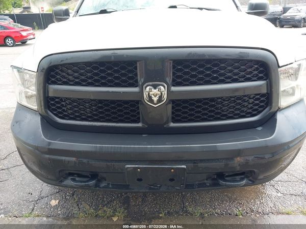 2017 RAM 1500 TRADESMAN  4X4 5'7 BOX