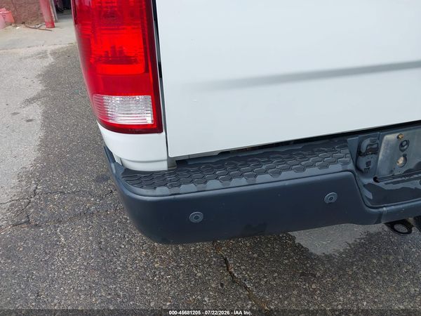 2017 RAM 1500 TRADESMAN  4X4 5'7 BOX