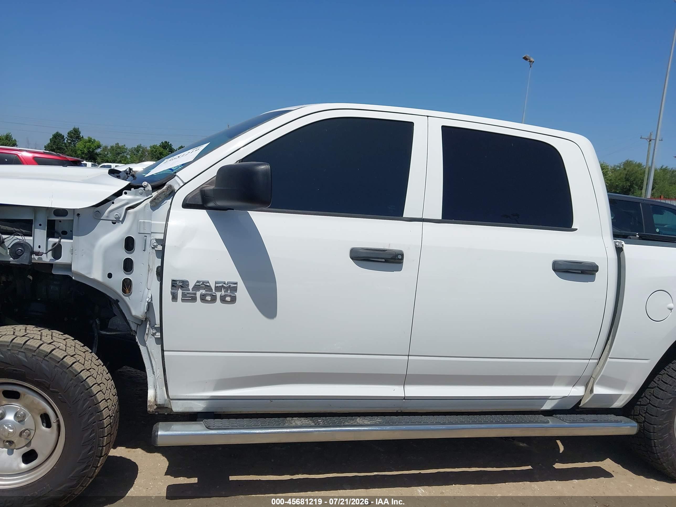 2016 RAM 1500 ST