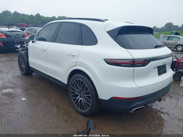 2019 PORSCHE CAYENNE