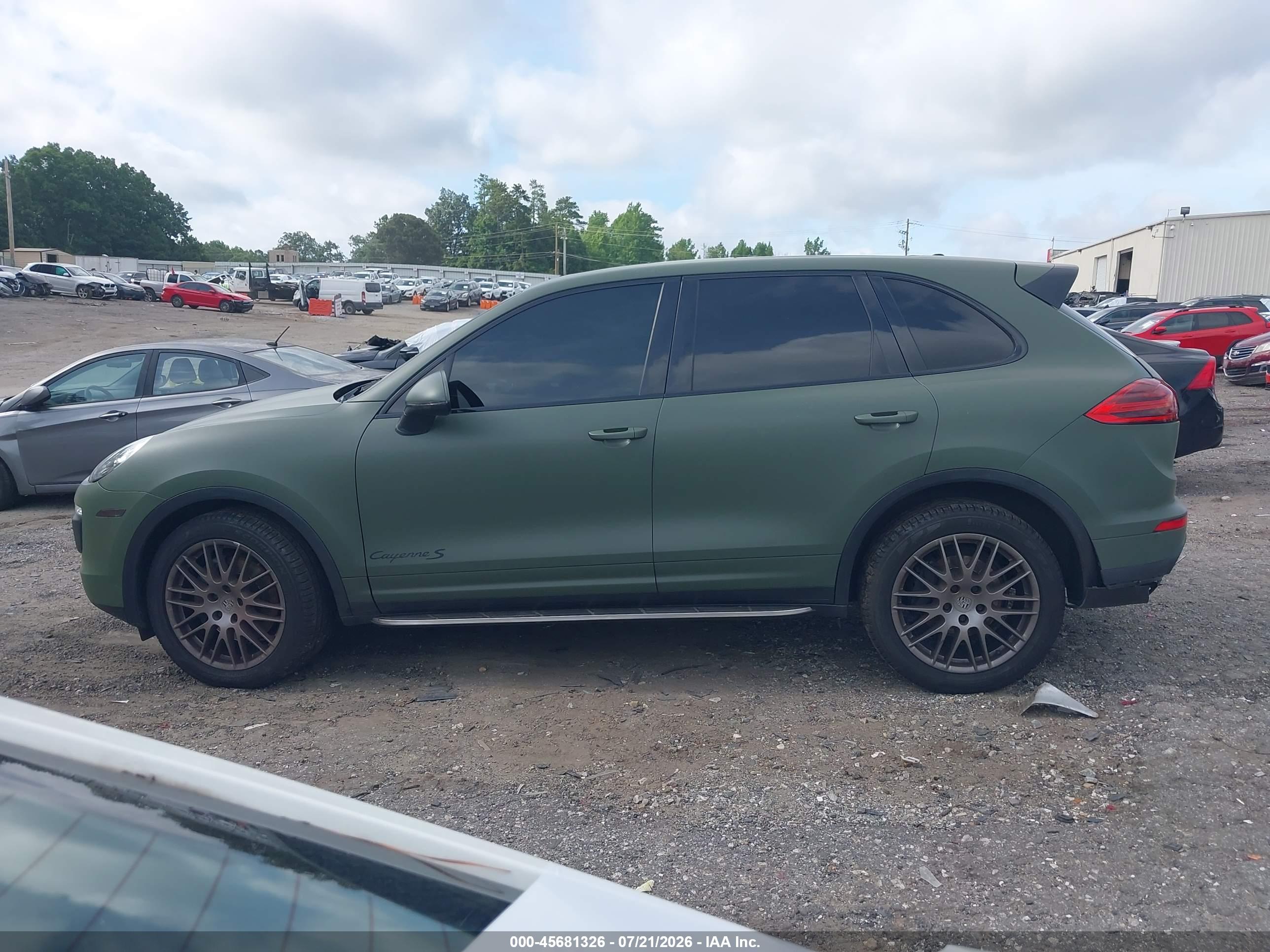 2015 PORSCHE CAYENNE S