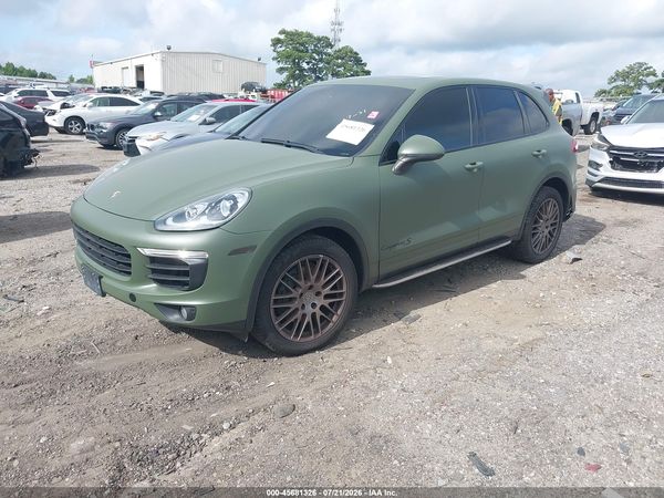 2015 PORSCHE CAYENNE S