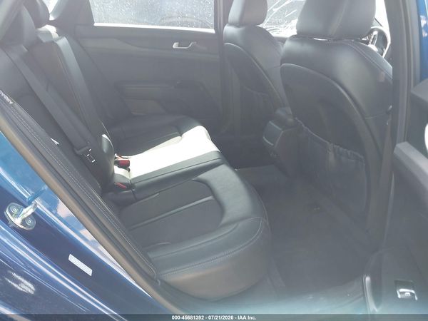 2024 KIA K5 GT-LINE — I8