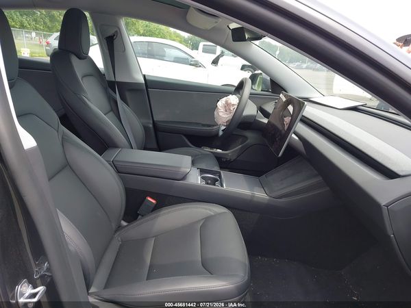 2026 TESLA MODEL 3