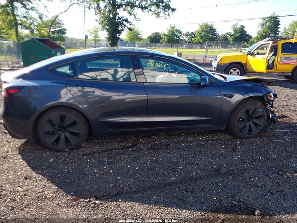 2026 TESLA MODEL 3