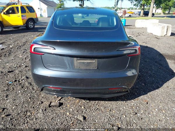 2026 TESLA MODEL 3