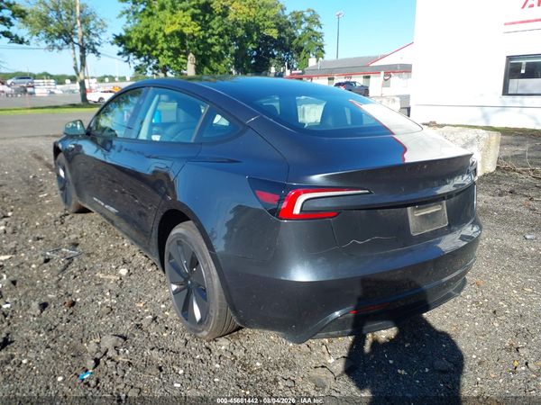 2026 TESLA MODEL 3