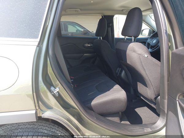2019 JEEP CHEROKEE LATITUDE 4X4