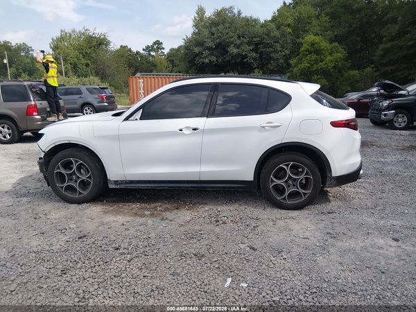 2021 ALFA ROMEO STELVIO