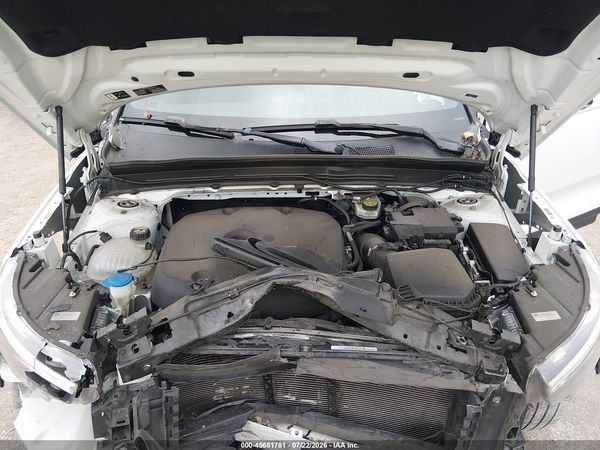 2021 VOLVO XC40 T5 R-DESIGN