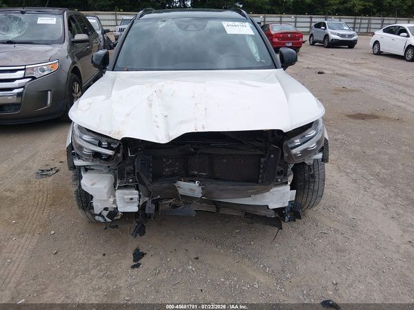 2021 VOLVO XC40 T5 R-DESIGN