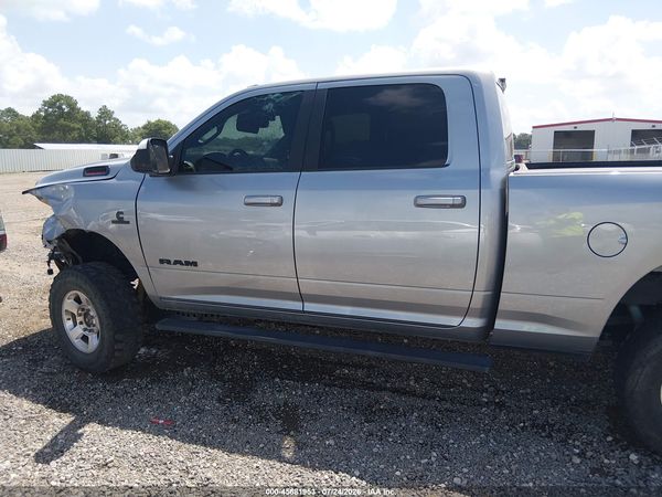 2021 RAM 2500 BIG HORN  4X4 6'4 BOX