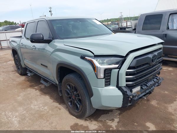 2025 TOYOTA TUNDRA SR5